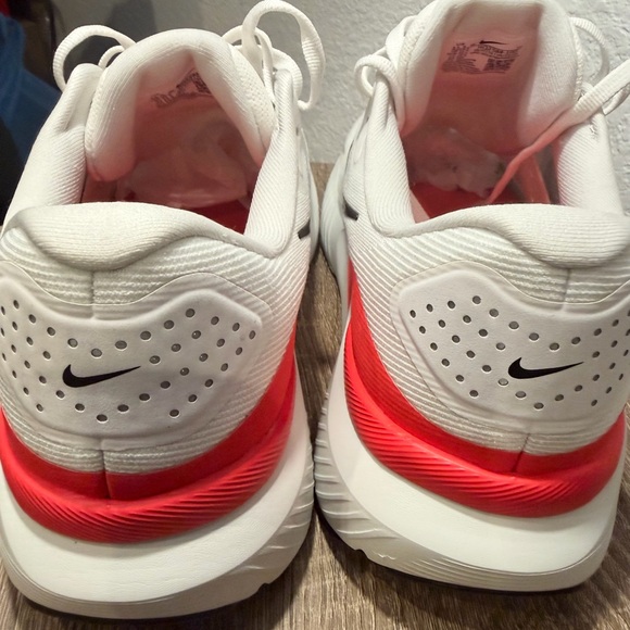 Nike Structure 26 - Picture 3 of 9